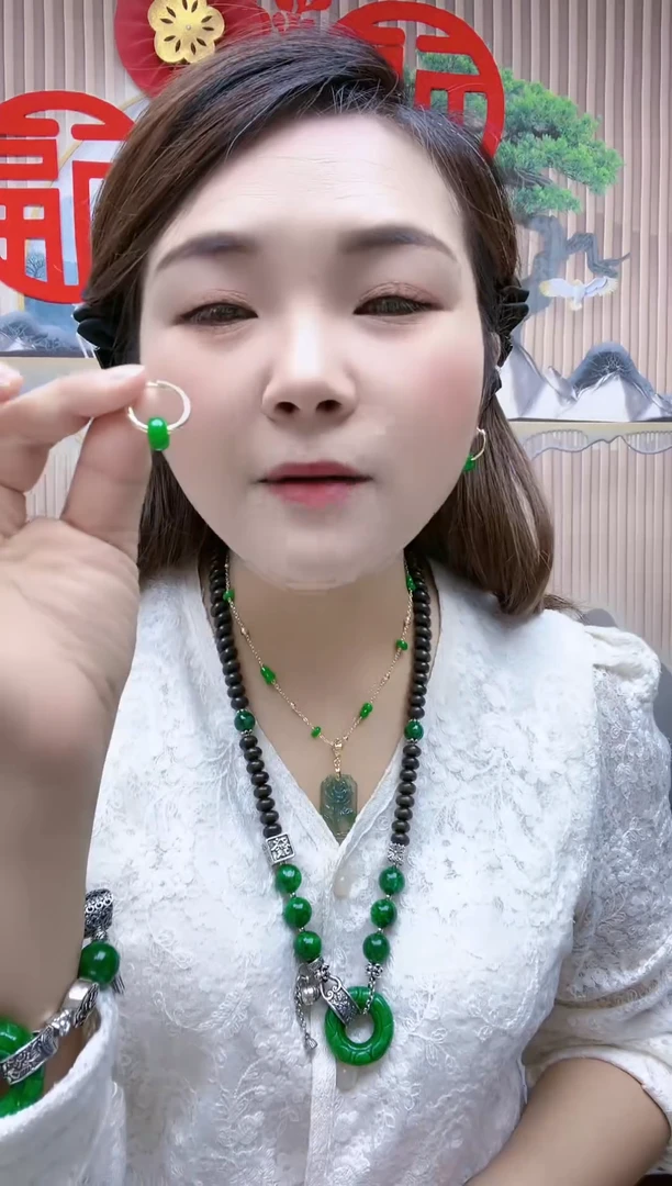 【闪购商品】翡翠耳饰未镶嵌A11DFGSDGSDGS