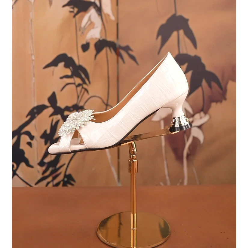 【杏花入雨】34-43码/白色水钻花鱼嘴优雅百搭休闲款单鞋/CZ880