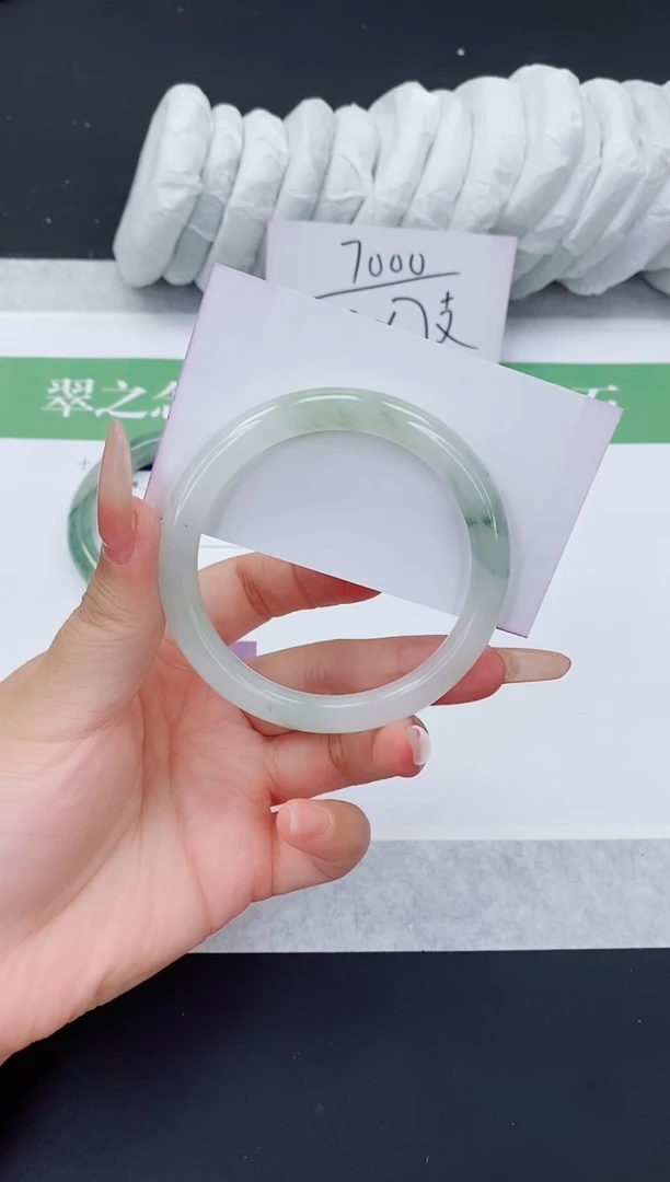 石英质玉手镯未镶嵌T74-58+