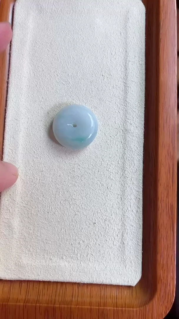 【闪购商品】翡翠吊坠(不含链)未镶嵌孤品yang哇