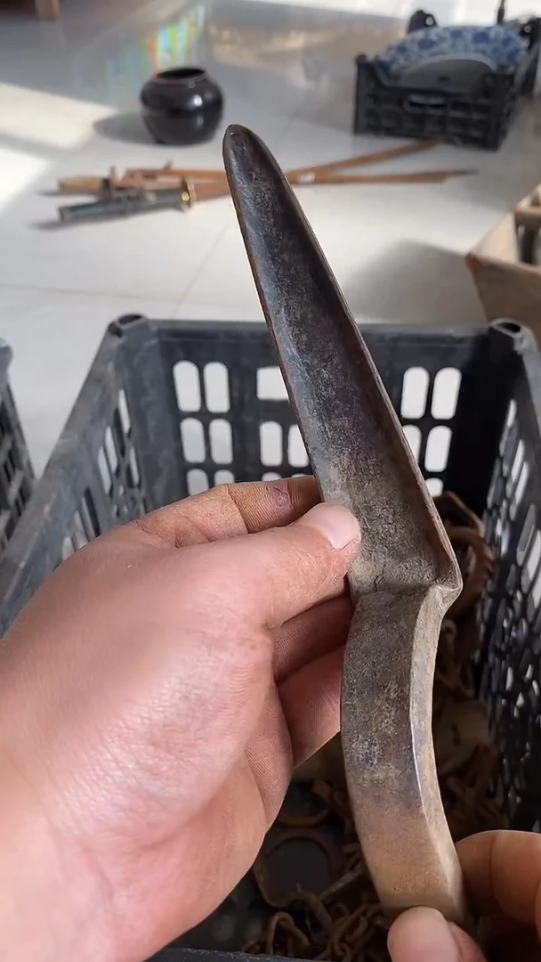 瓷片米*儿陶瓷摆件，紫砂微瑕不退不换