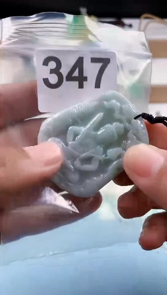 【闪购商品】翡翠挂件未镶嵌天然翡翠吊坠挂件