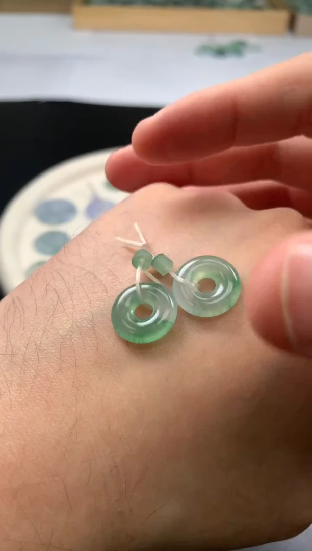 【闪购商品】定制翡翠未镶嵌翡翠