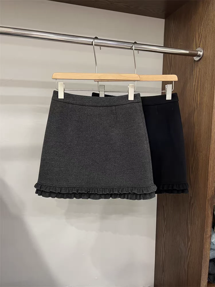 晨妹～coco设计感木耳边加厚高腰A版半身裙7797