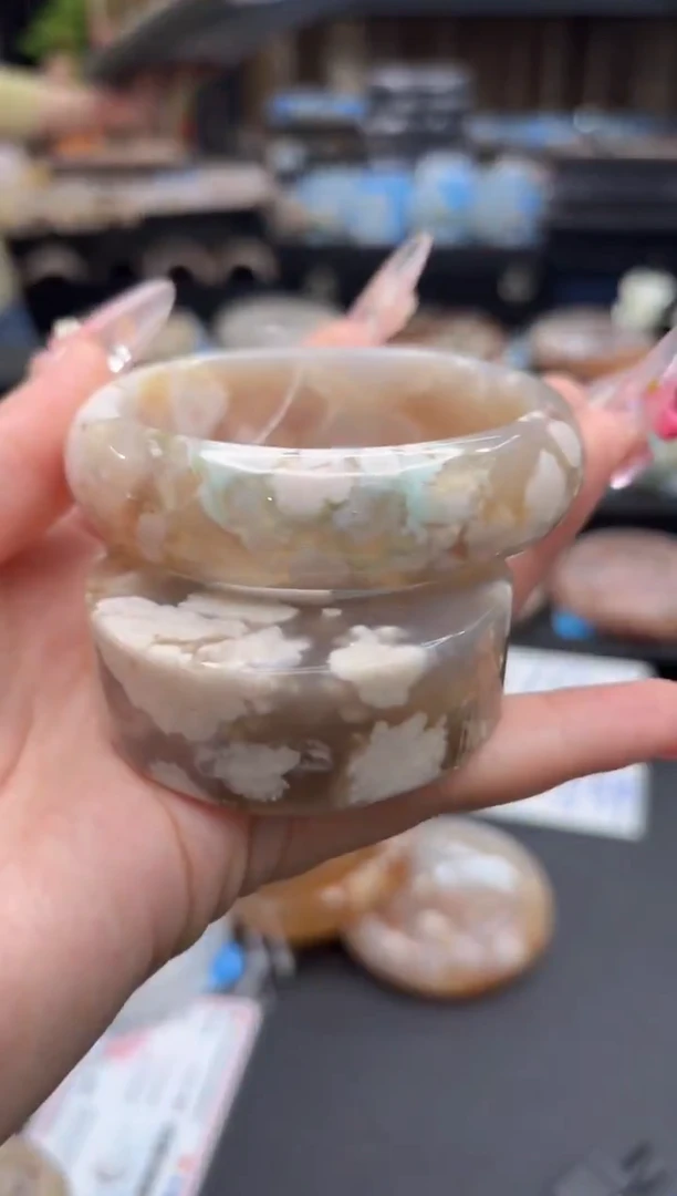 未镶嵌手镯石英质玉320(58圈赠送镯心)