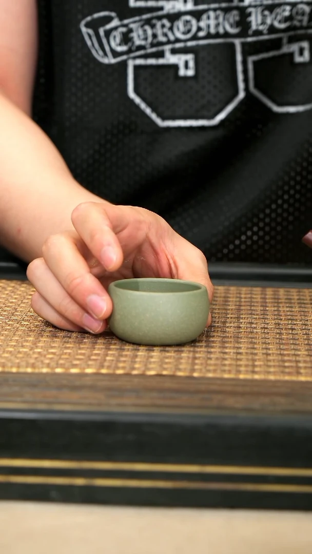 茶壶紫砂2《豆青小口杯》豆青