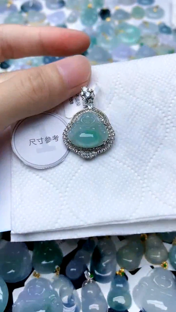 颈饰银S925镶嵌翡翠天然A货翡翠