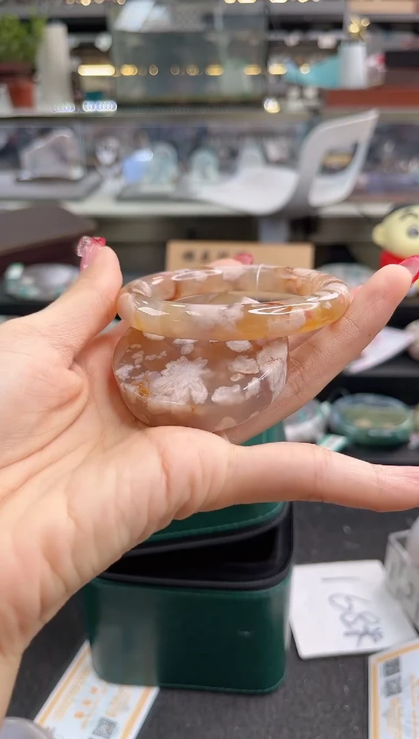 未镶嵌手镯石英质玉55圈口 （赠品镯心）3039066