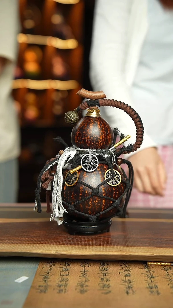 84号700ml左右非遗大漆酒葫芦