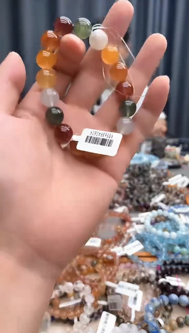 水晶手链未镶嵌彩兔毛