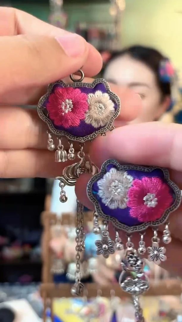 织绣彩云南阁非遗老绣548