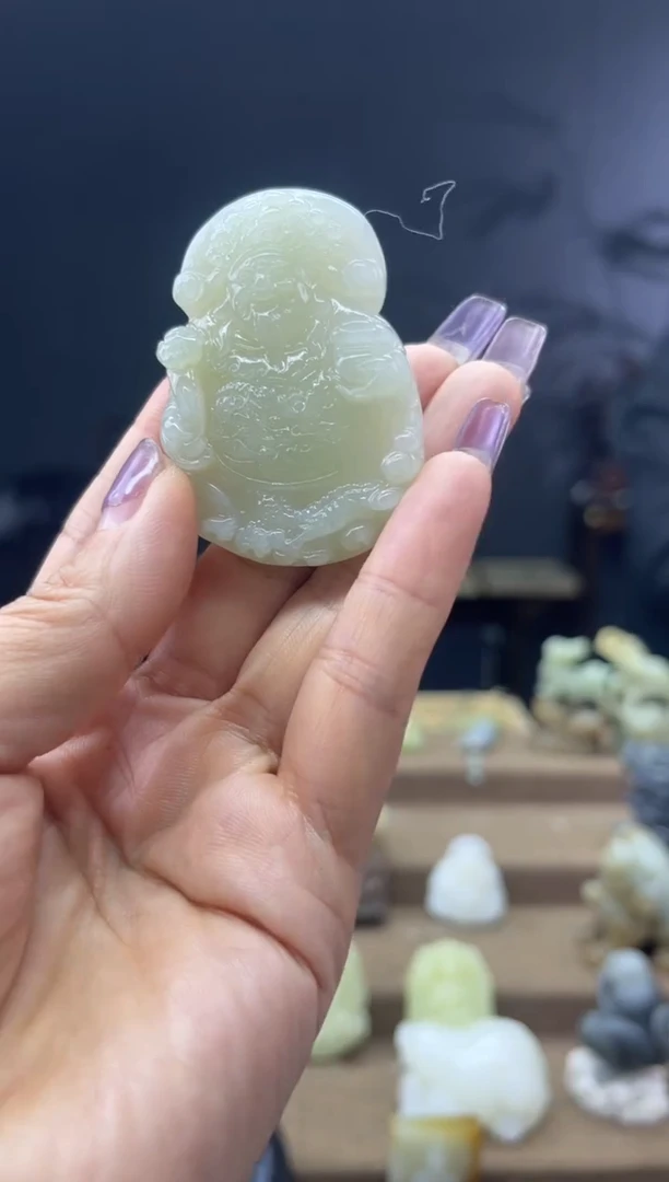 颈饰未镶嵌和田玉1