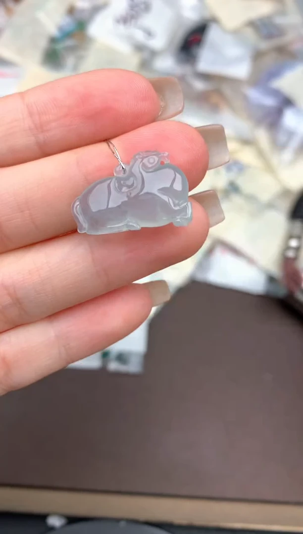 未镶嵌挂件翡翠一马