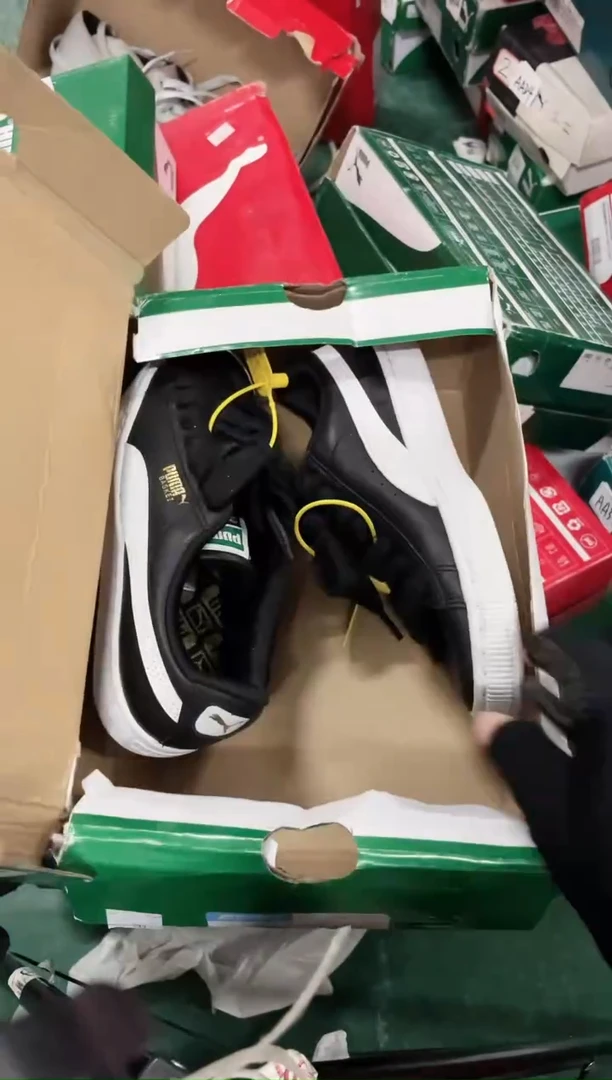 彪马时尚休闲运动鞋35.5M  YY83