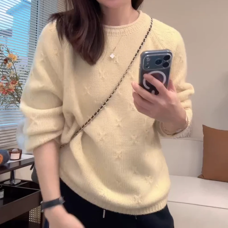 【午后松饼】秋冬韩版设计感衫时尚百搭圆领卷边针织毛衣LK2508878