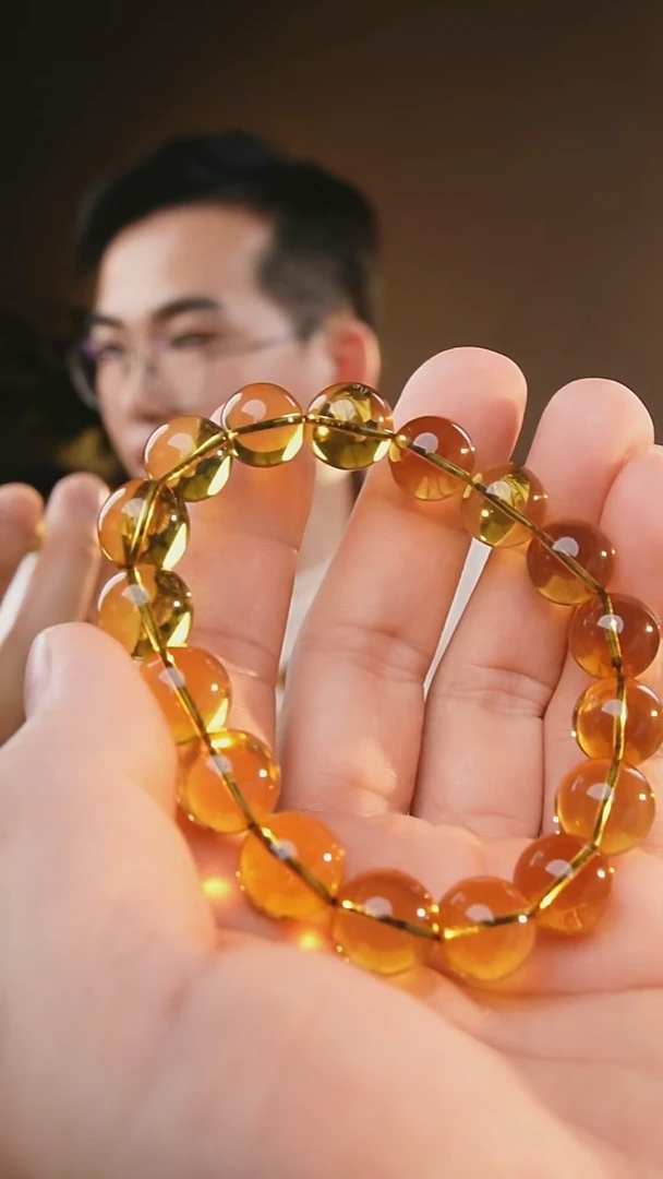 裸石琥珀未镶嵌m****o12+蓝珀手串