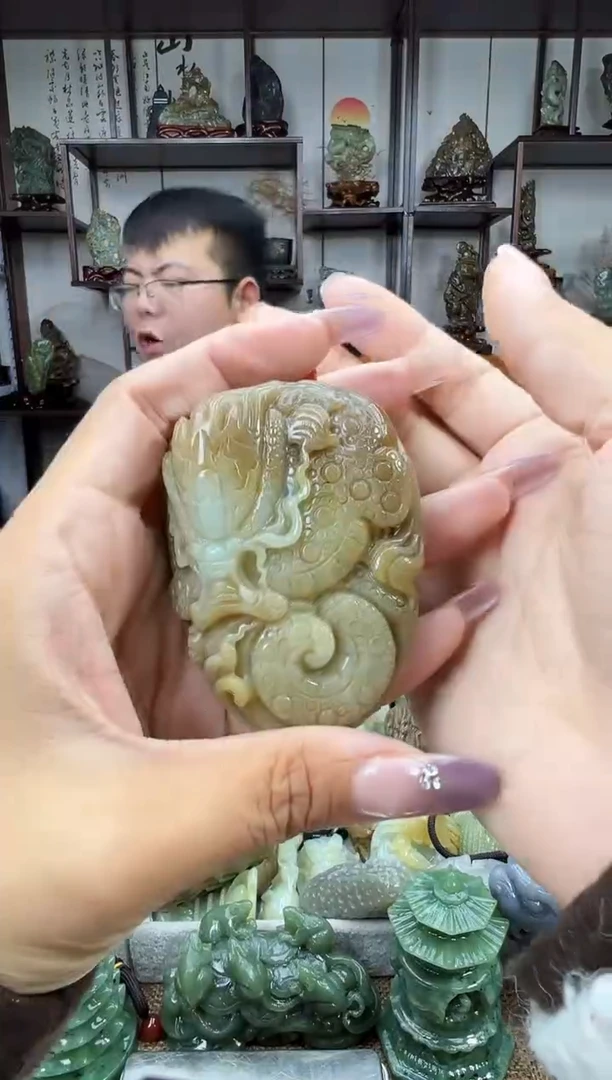 未镶嵌和田玉把件1