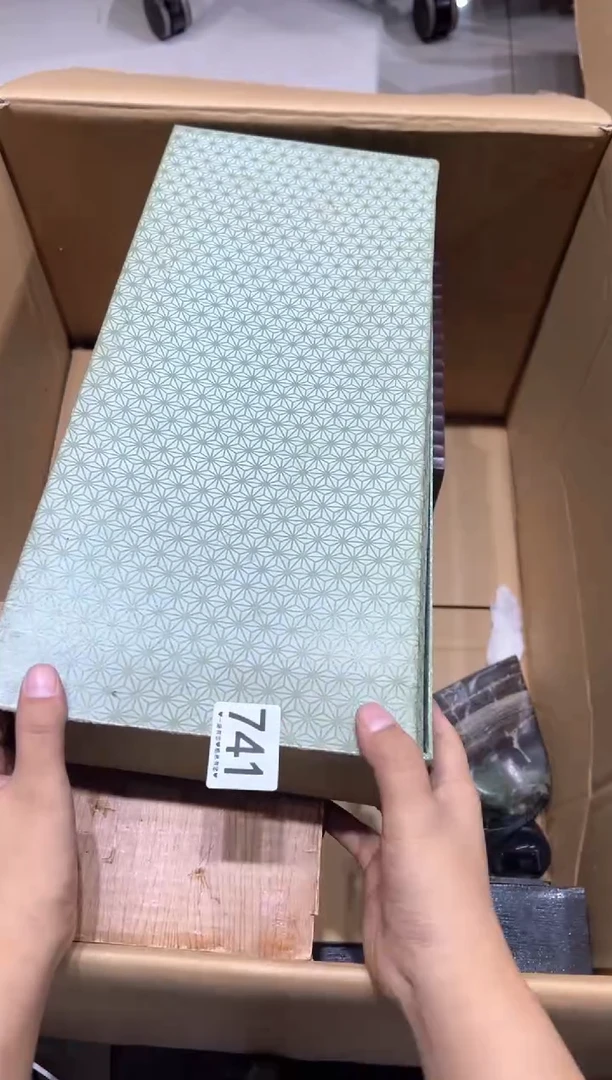 瓷片?***谜741.............