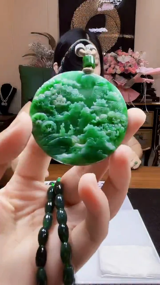 未镶嵌定制翡翠吊坠180