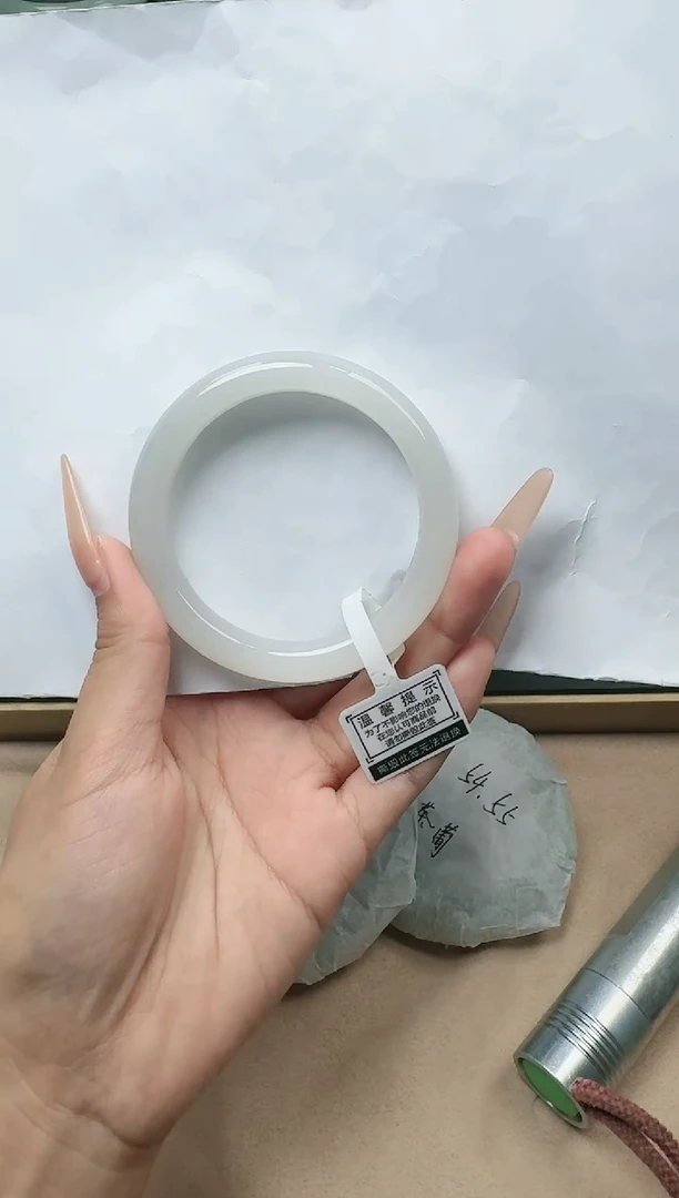 【闪购商品】和田玉手镯未镶嵌53/54圈口YY