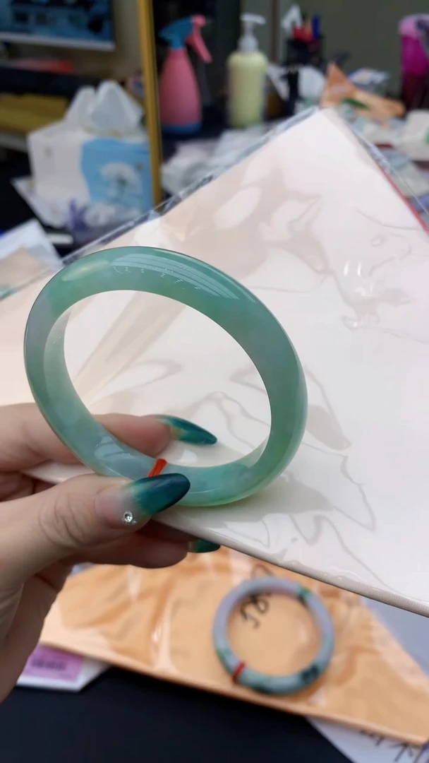 【闪购商品】翡翠手镯未镶嵌0481482305
