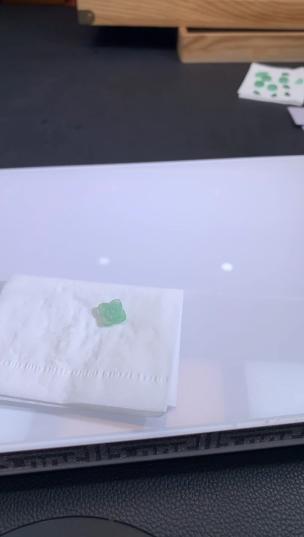 【闪购商品】定制翡翠未镶嵌翡翠