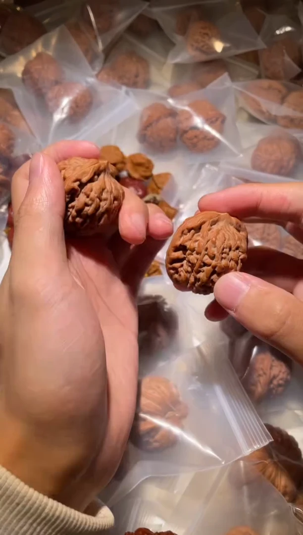 把件文玩核桃芥*文玩核桃莲花