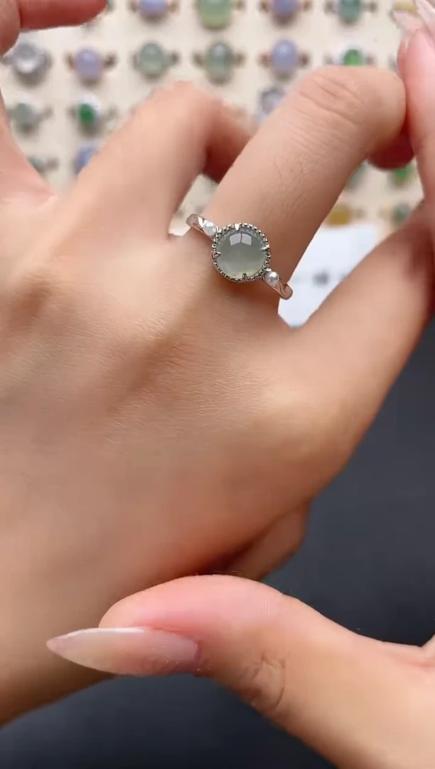 【闪购商品】翡翠戒指银S925镶嵌一物一证一礼盒