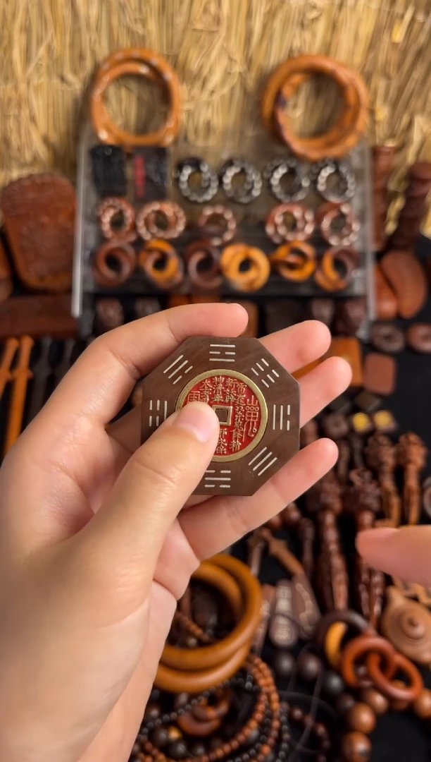 木雷击枣木镶银 山花双鱼牌