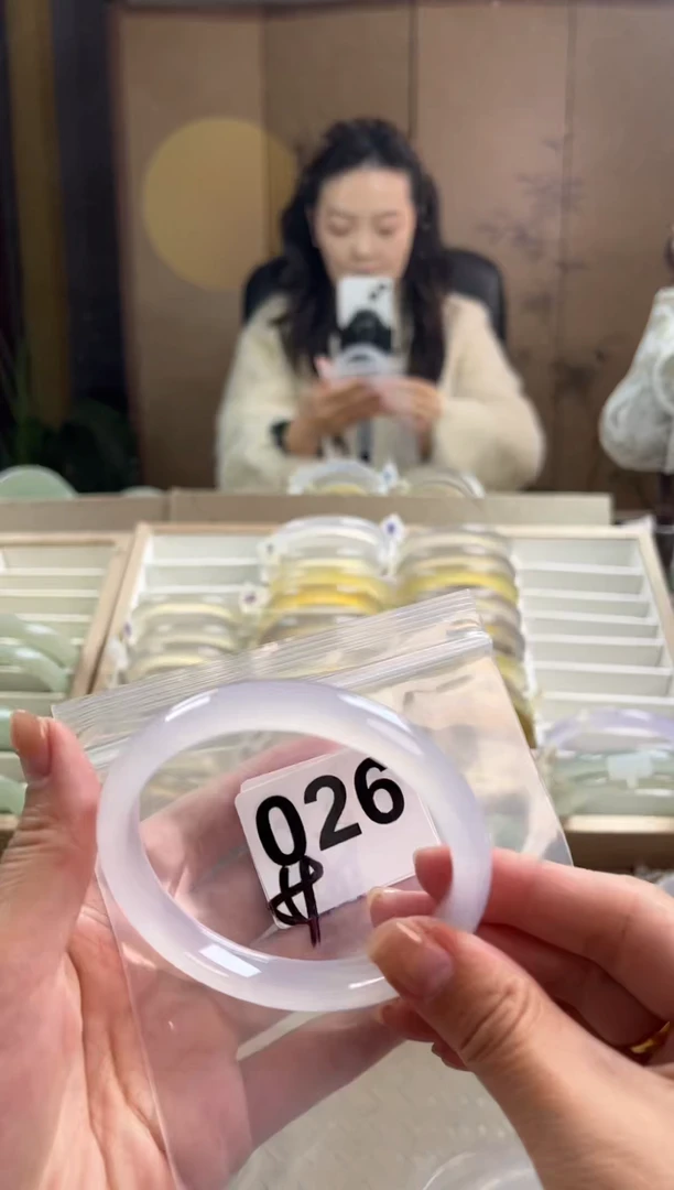 手镯玛瑙/玉髓未镶嵌026
