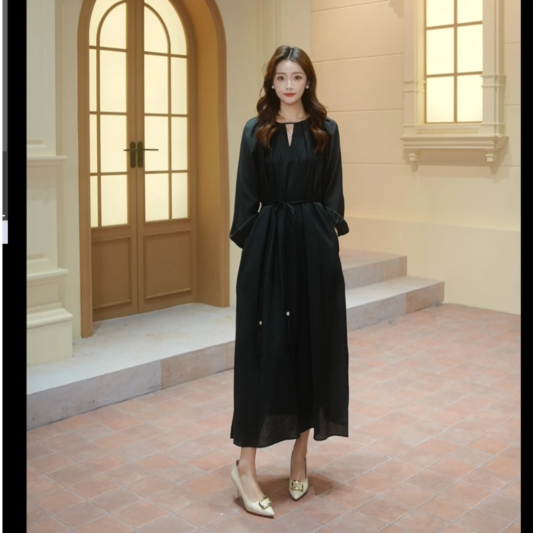 玖姿安娜蔻KWFC50033休闲简约风圆领宽松袍式连衣裙女2025春