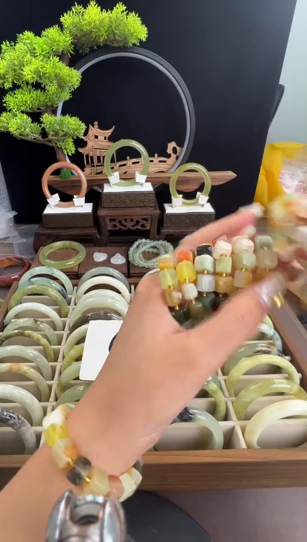 未镶嵌蛇纹石玉手串多宝岫玉方糖手串