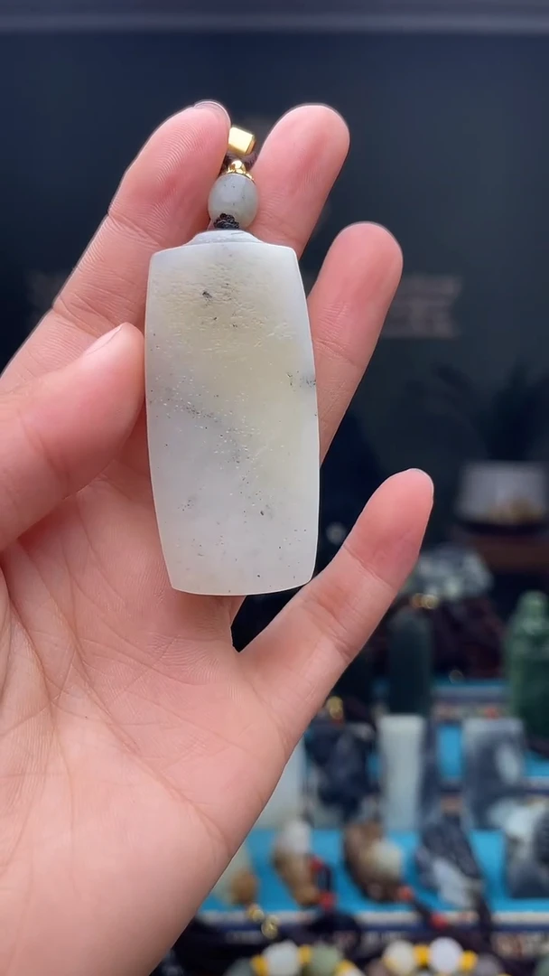 未镶嵌和田玉挂件1