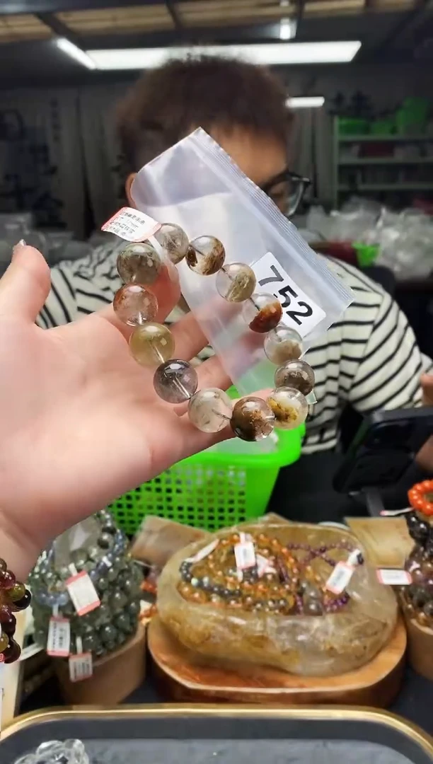 水晶手串未镶嵌?*?手串752