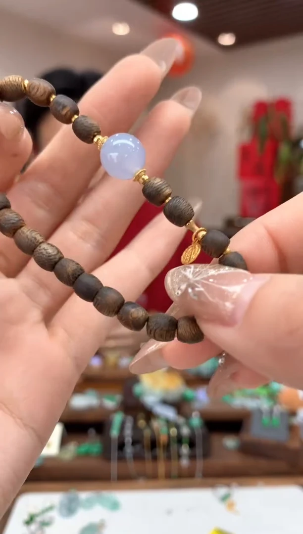 【闪购商品】翡翠手串18K金镶嵌手串