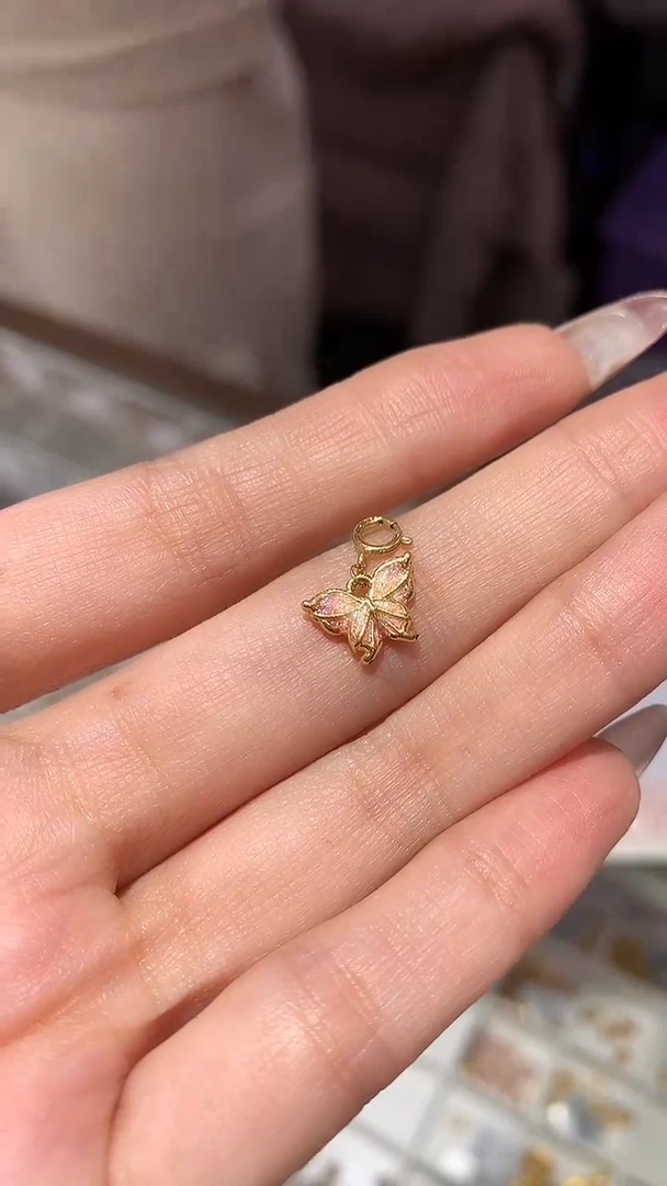 【闪购商品】18K金吊坠(不含链)蝴蝶吊坠