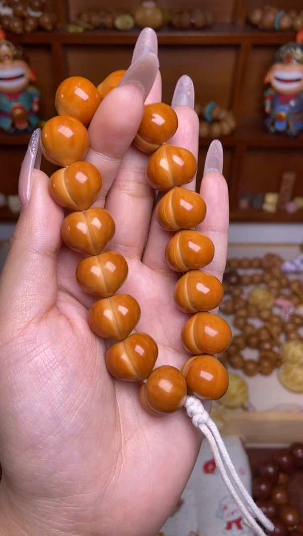 手串猴头核桃16+高定玻璃底柯基屁桃定制款手持