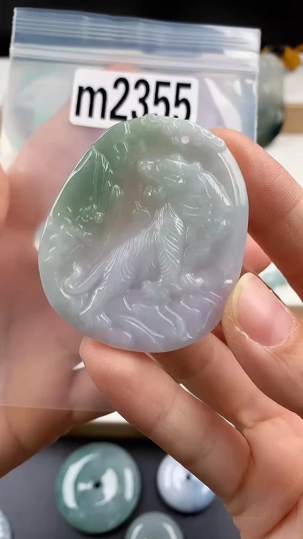 颈饰未镶嵌翡翠天然翡翠吊坠挂件