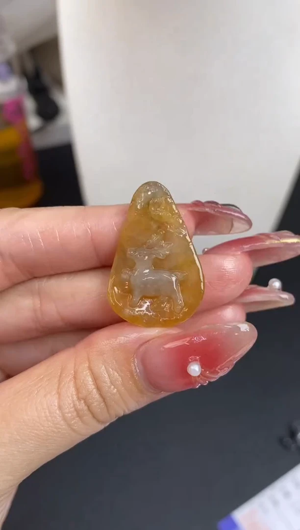 未镶嵌定制翡翠翡翠毛货~