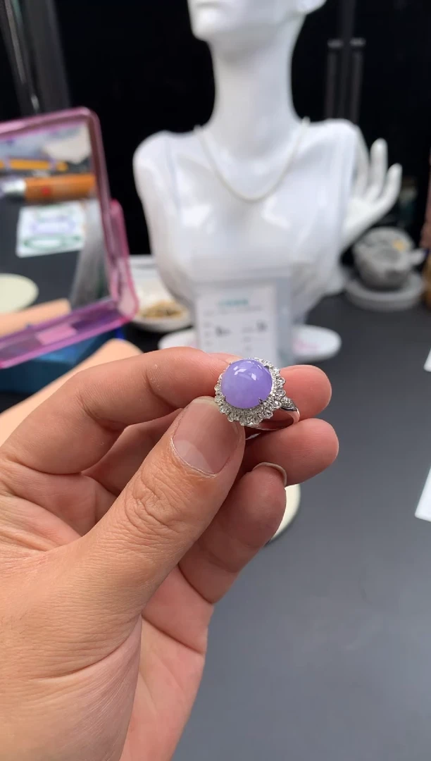 18K金镶嵌定制翡翠48小时鉴赏期 退货不扣服务费