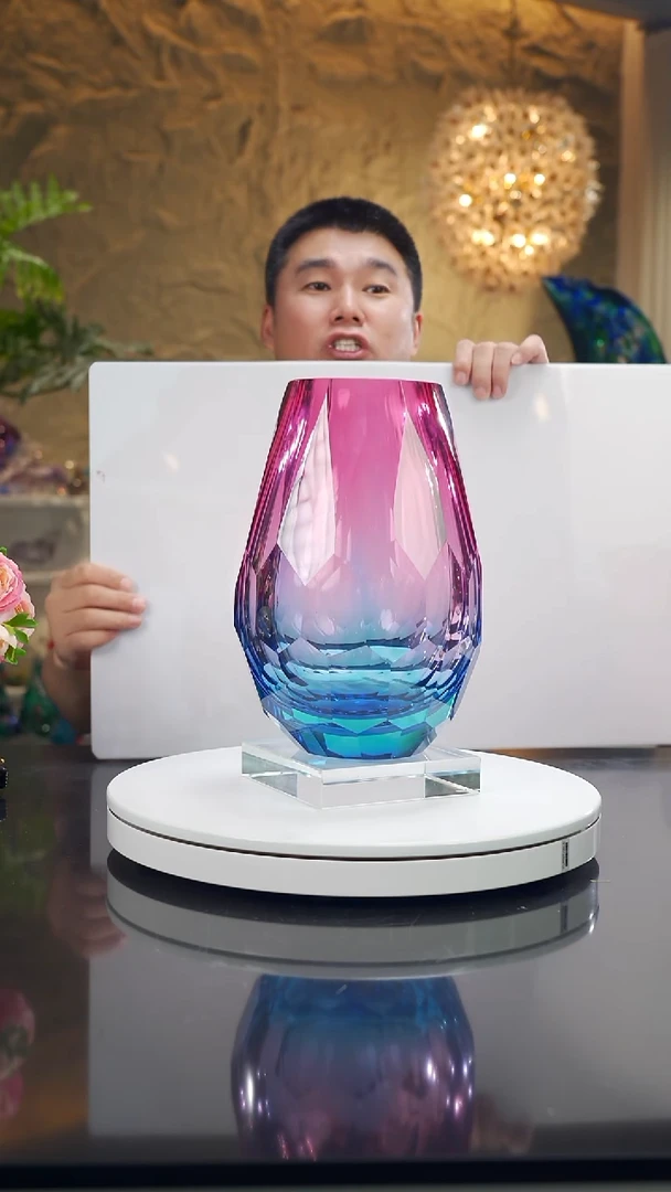 手工艺品琉璃福利金红蓝切面花瓶