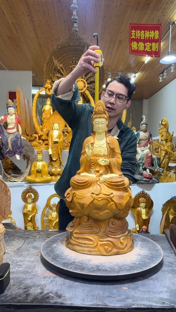 香樟木坐姿观音63cm高