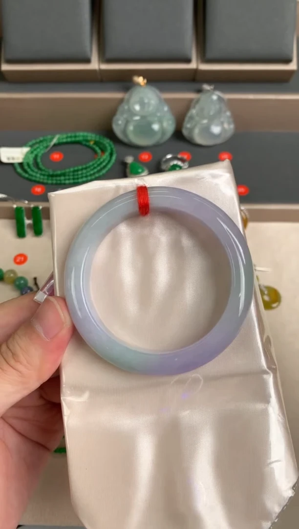 未镶嵌手镯翡翠手镯