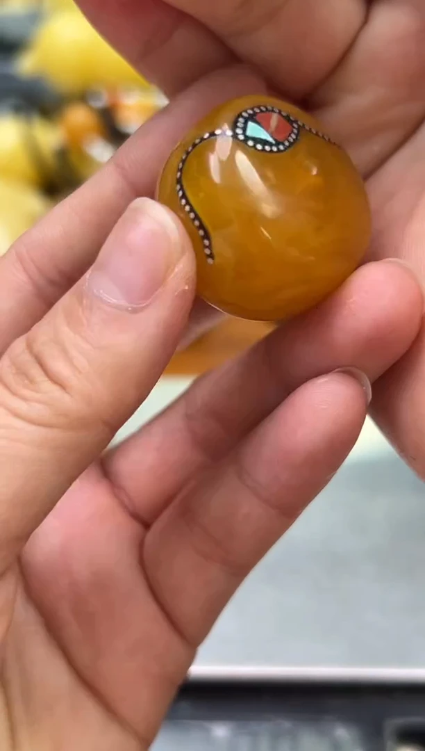 未镶嵌琥珀裸石蜜蜡吊坠