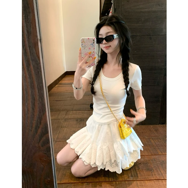 张爆爆 重工蕾丝半身裙