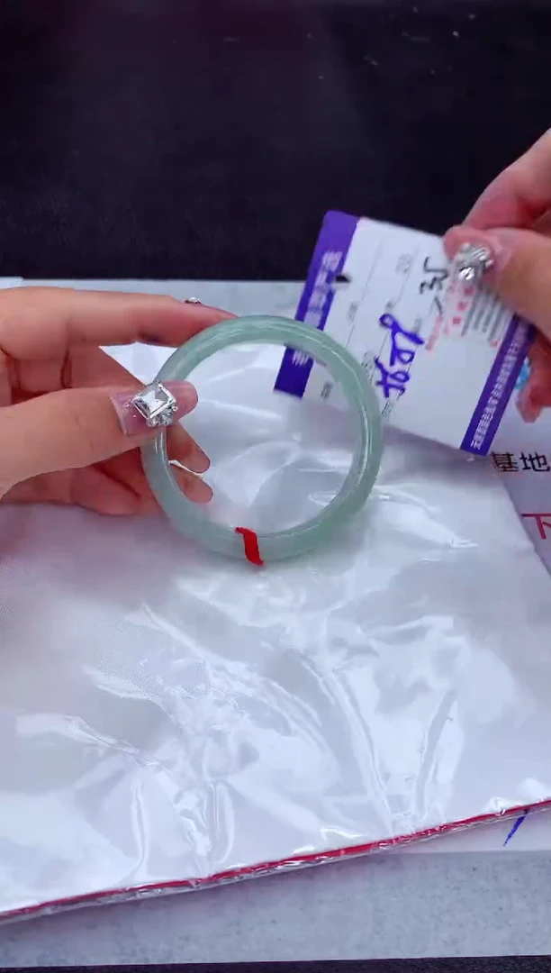 【闪购商品】翡翠手镯未镶嵌1111111111