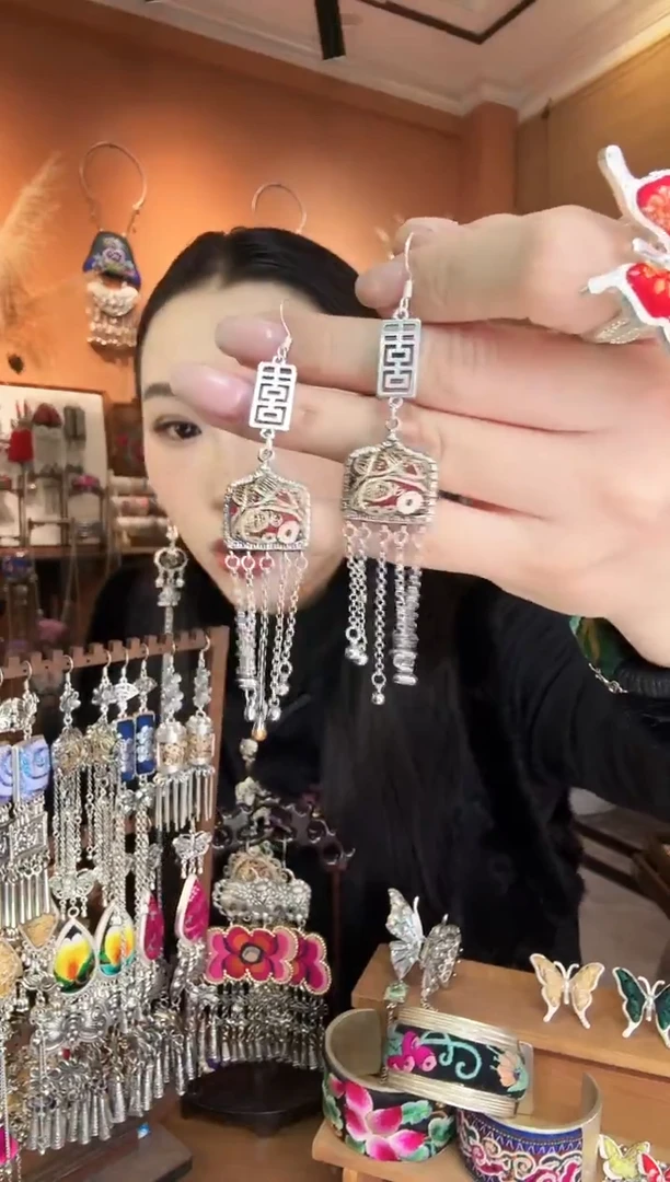 刺绣纯手工民族风耳环