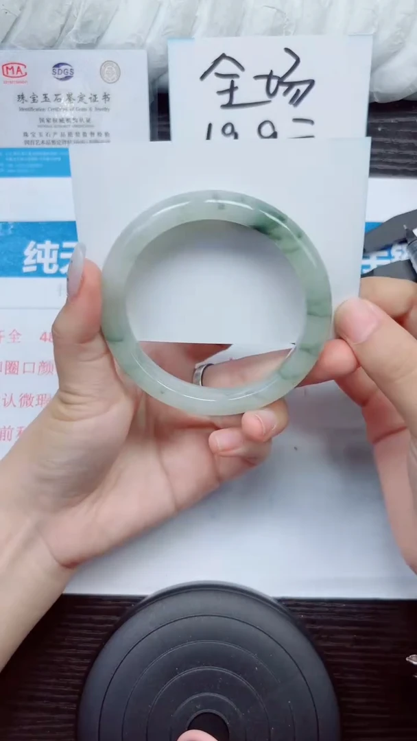 石英质玉手镯未镶嵌A216-64.65