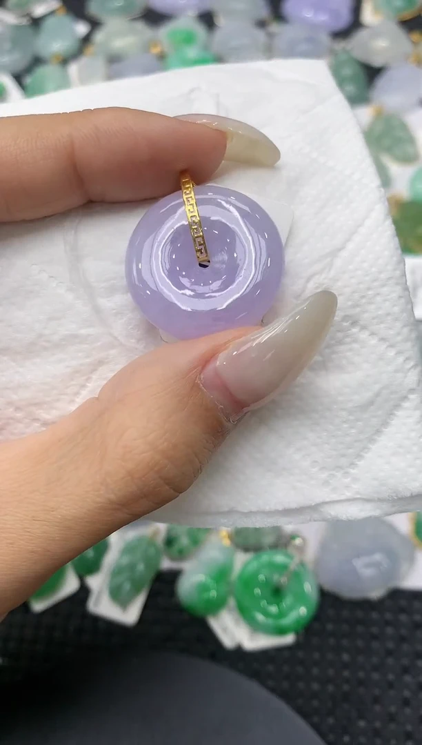 颈饰18K金镶嵌翡翠11111111111