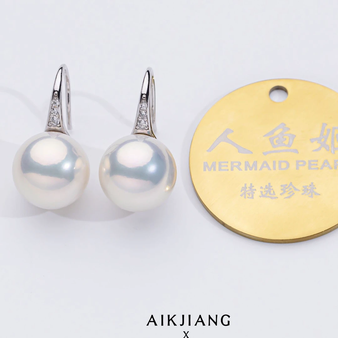 AIKJIANG/爱匠【百搭经典】人鱼姬 淡水珍珠耳钩 12-13mm s925银